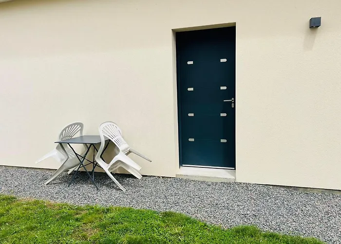 Independant Avec Frigo Et Micro-ondes 3* ポアティエ